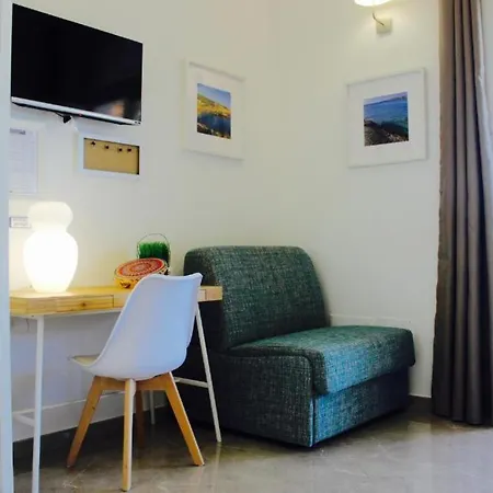 Cesarina Aparthotel 4*